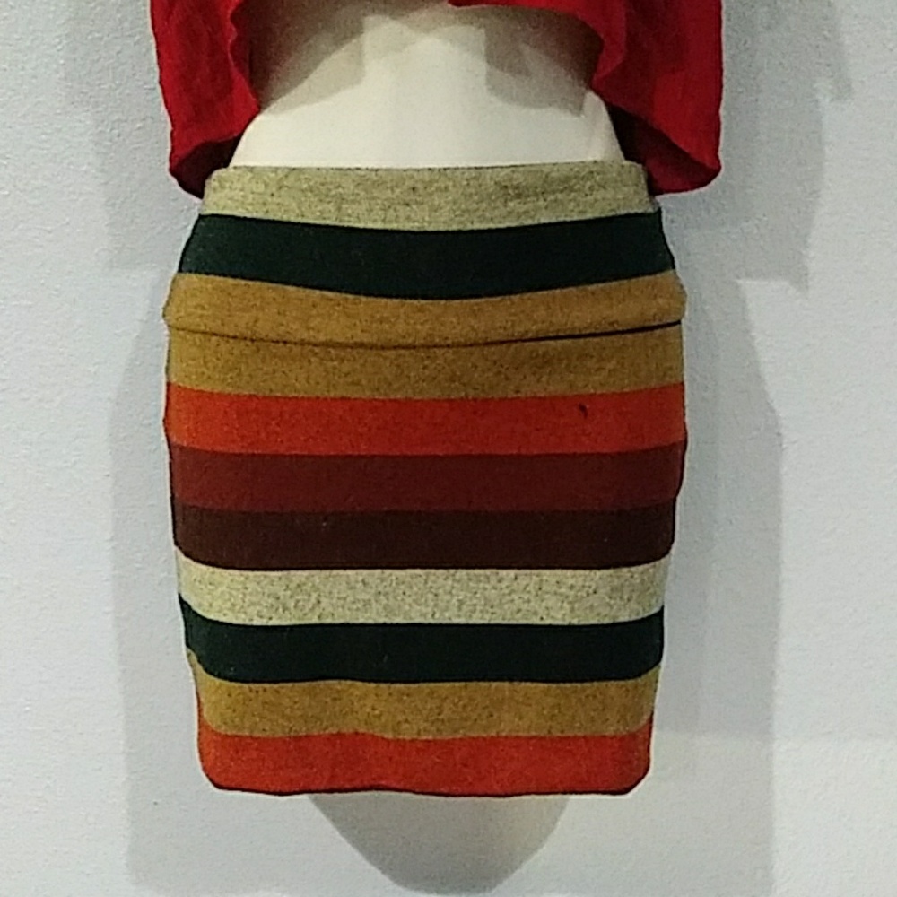 Short skirt